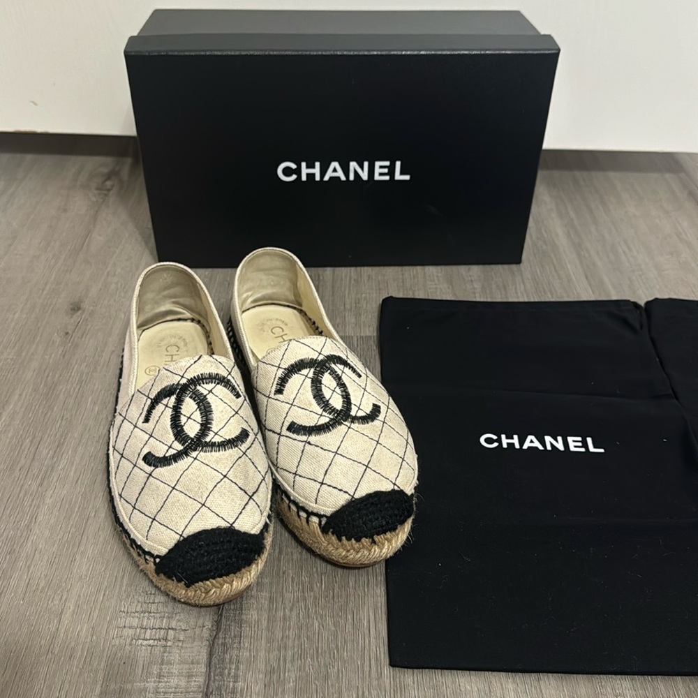 Chanel Canvas Diamond Quilted CC espadrilles